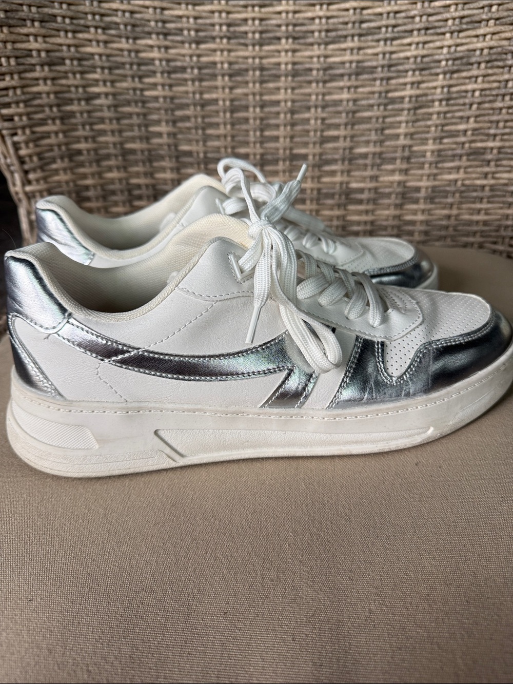 Fabletics Redondo Performance White and Silver Low-Top Lace-Up Sneakers